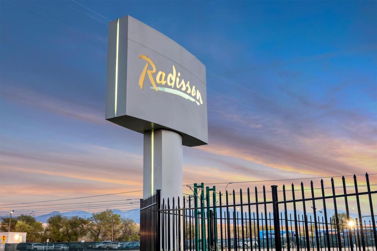 Radisson Hotel Salt Lake City Airport Exterior foto